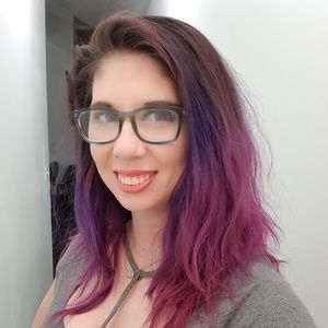 Meet your Posher, Whitney